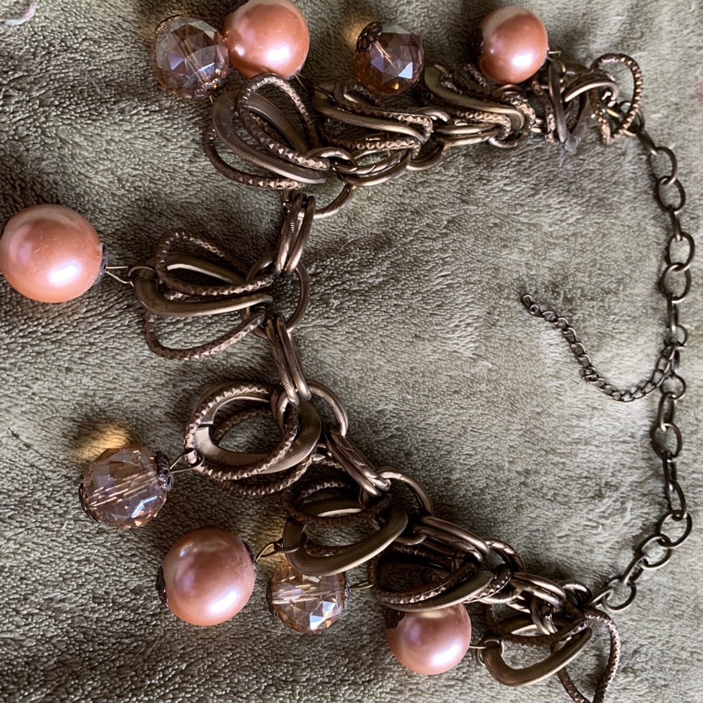 Large/pearl necklace